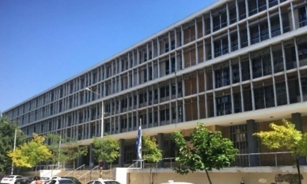 Συναγερμός στη Θεσσαλονίκη - Ύποπτος φάκελος στα δικαστήρια